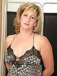 a milf in Rushville, Indiana
